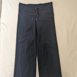 Black Wide Leg Under Armour Pants - Size Small